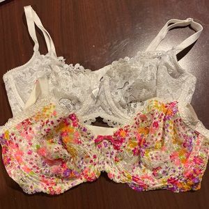 2 Unlined demi bras Victoria’s Secret